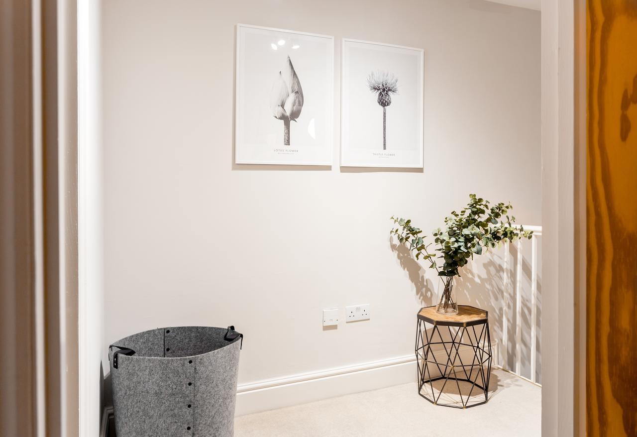 The Modern Classic - Contemporary & Elegant 3bdr Apartment